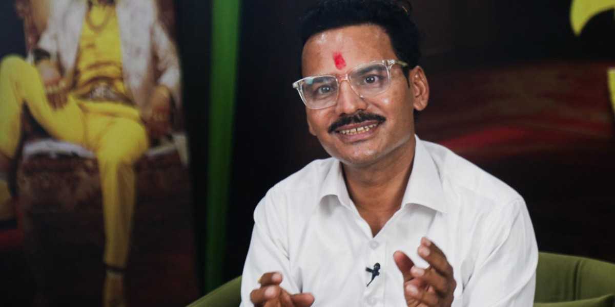 ‘साइलेन्ट कमेडी’ चलचित्रमा काम गर्ने इच्छा छ : कलाकार घिमिरे